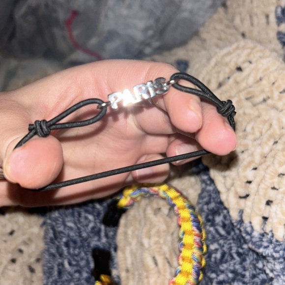 🩵3/$20🩵 VINTAGE BRACELET LOT - SCORPIO, PUERTO PLAZA, PARIS - Picture 9 of 10